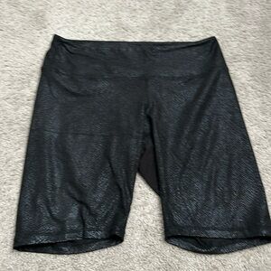 Foil print bike shorts